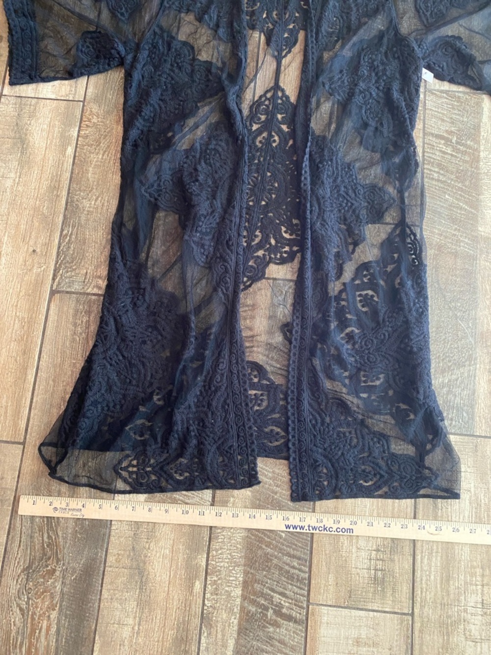 Sheer Black coverup Lace Kimono Robe 🆕 - Picture 9 of 10